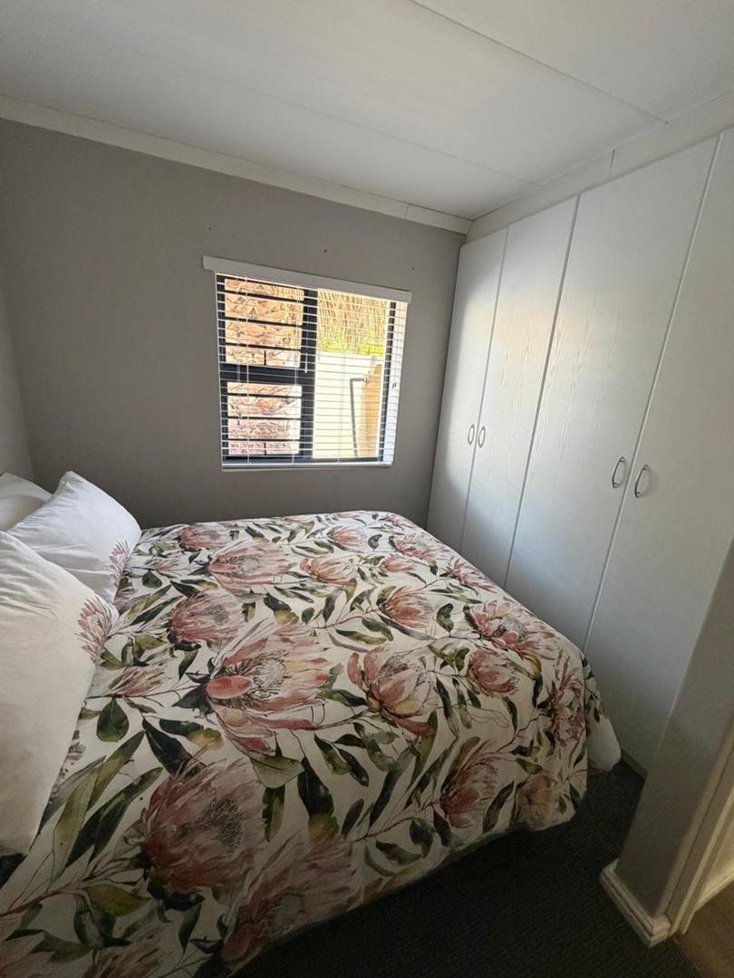 2 Bedroom Property for Sale in Protea Heights Western Cape